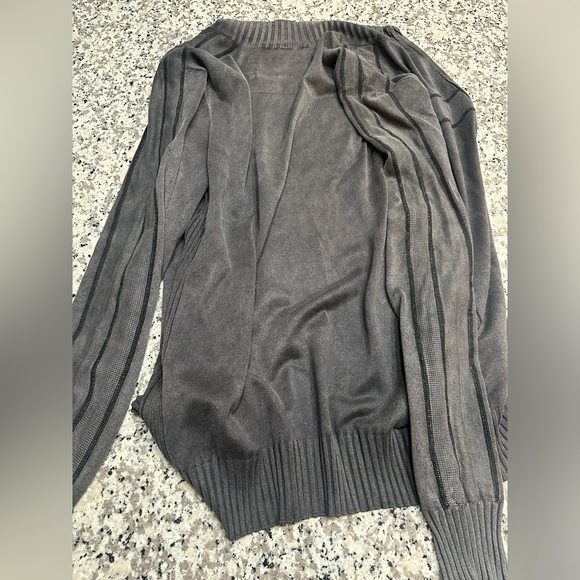 Distressed Buckle Cardigan - Picture 2 of 4